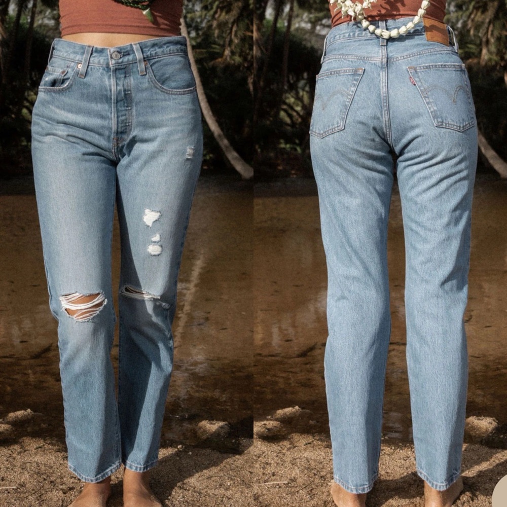 Levi’s 501 High Waisted Original Fit Distressed Hidden Button Fly Jeans Size 29
